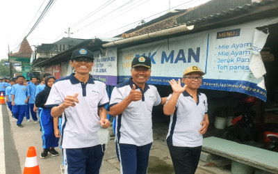 JALAN SEHAT, PEMBUKA RANGKAIAN ACARA HUT SMP NEGERI 1 SENTOLO